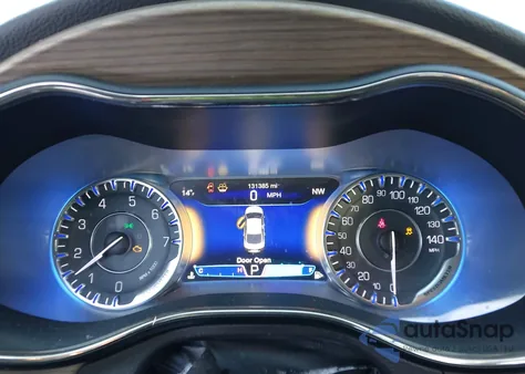 2015 Chrysler 200 C z USA, uszkodzony, nr VIN 1C3CCCCG3FN509966